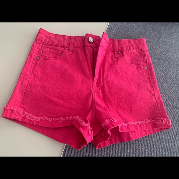 No Boundaries Pants - High rise hot pink jean short